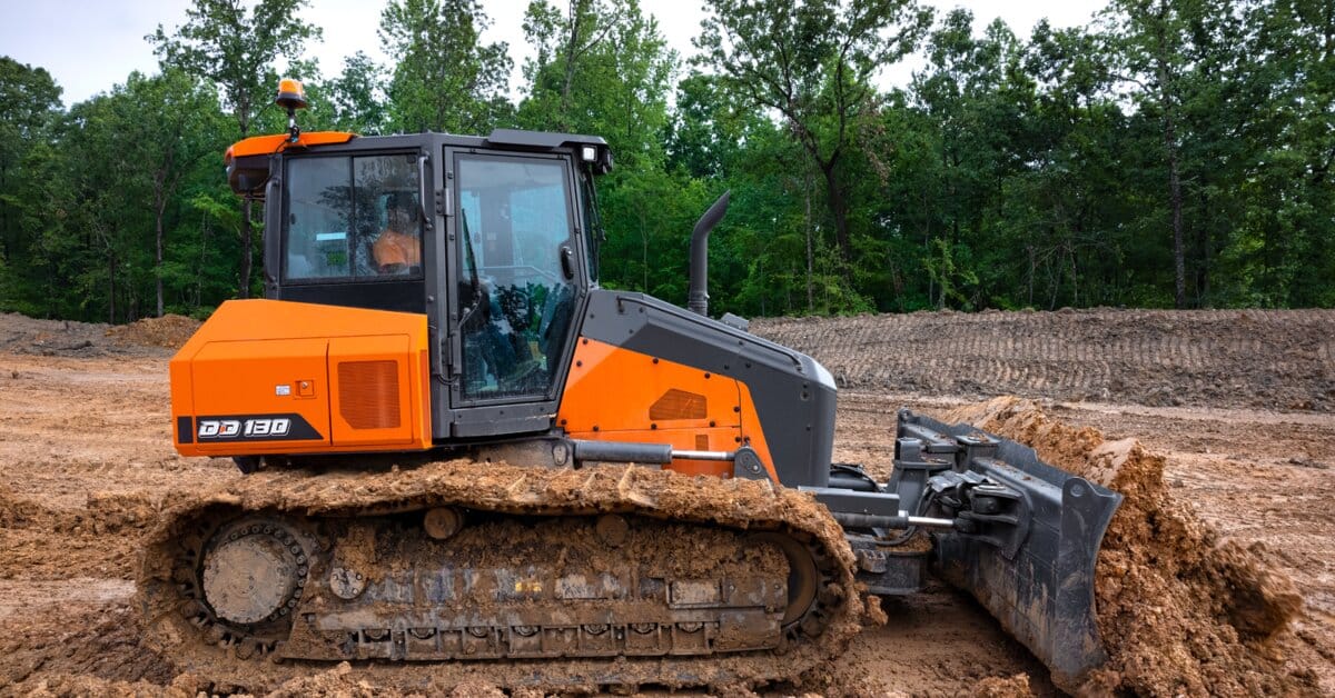 Develon to Supply Up to 70 DD130 Dozers to Polish Army in Landmark Defense Contract